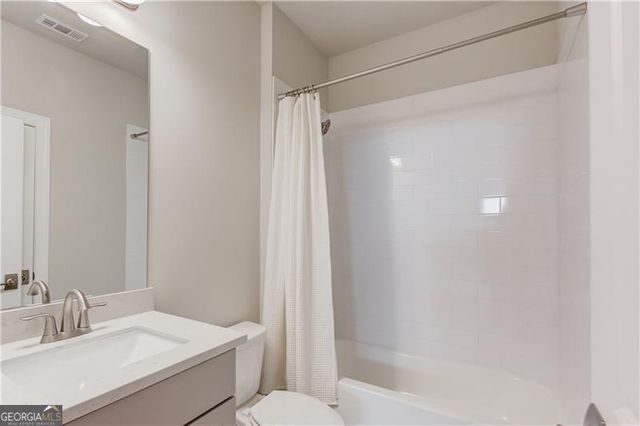 704 Hickory Hollow Walk, Canton, GA 30115