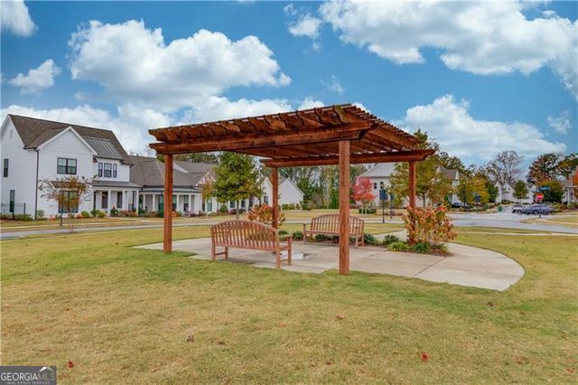 704 Hickory Hollow Walk, Canton, GA 30115