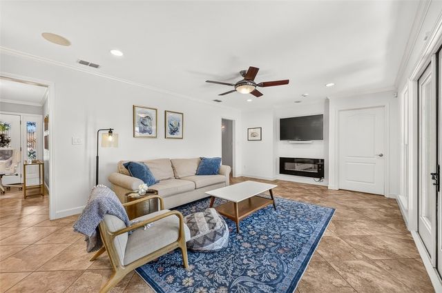 339 Baycliff Dr, Corpus Christi, TX 78412
