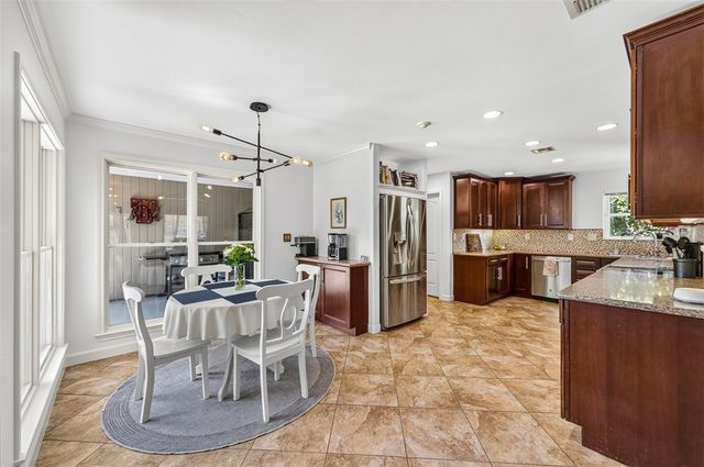 339 Baycliff Dr, Corpus Christi, TX 78412