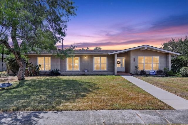 339 Baycliff Dr, Corpus Christi, TX 78412