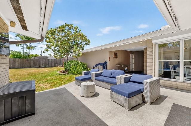 339 Baycliff Dr, Corpus Christi, TX 78412