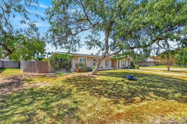 339 Baycliff Dr, Corpus Christi, TX 78412