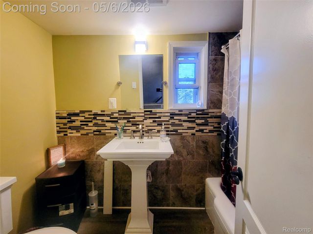 17134 Brady, Redford Charter Township, MI 48240