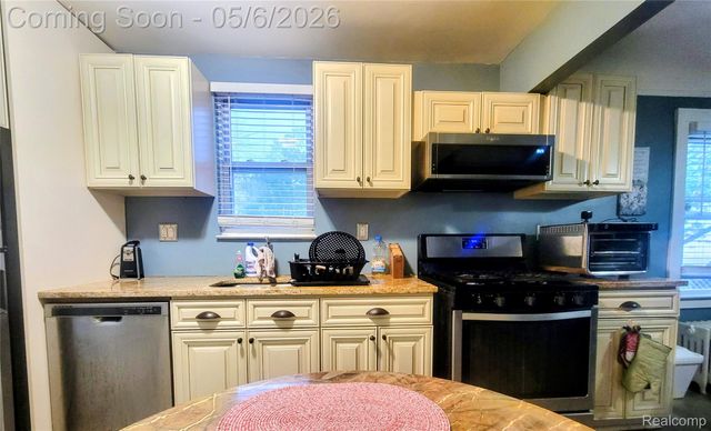 17134 Brady, Redford Charter Township, MI 48240