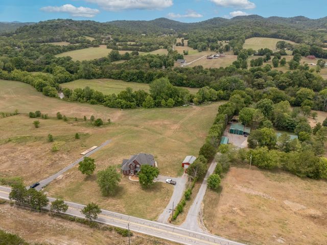 3460 Bradyville Rd, Readyville, TN 37149