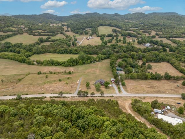 3460 Bradyville Rd, Readyville, TN 37149