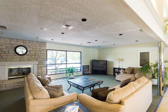 4083 Parkcove Drive, 23A 23A, Columbus, OH 43230