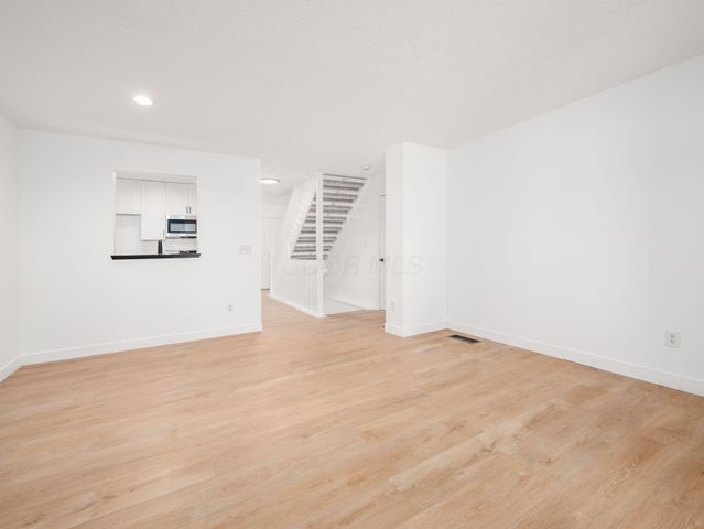 4083 Parkcove Drive, 23A 23A, Columbus, OH 43230