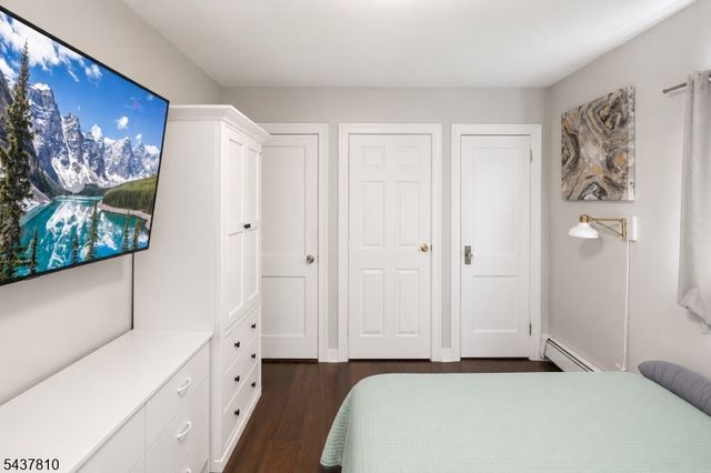 66 President St, Passaic City, NJ 07055
