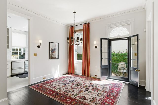 80 Church Street, Charleston, SC 29401