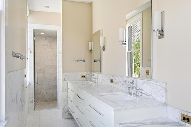 80 Church Street, Charleston, SC 29401