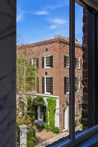 80 Church Street, Charleston, SC 29401