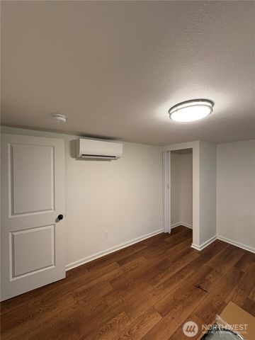 838 NW 54th Street, Seattle, WA 98107