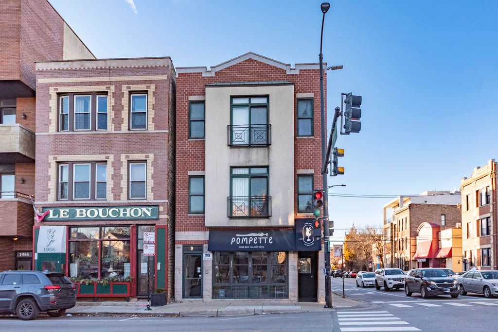 1960 N DAMEN Avenue 3, Chicago, IL 60647