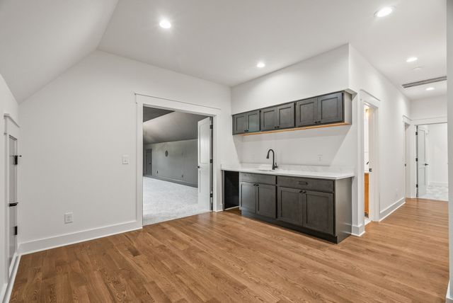 293 Aplin Branch Rd, Cottontown, TN 37048
