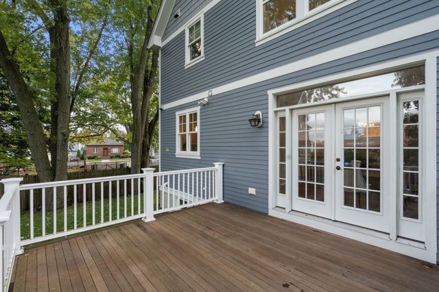 9 Edward Road, Newton, MA 02465