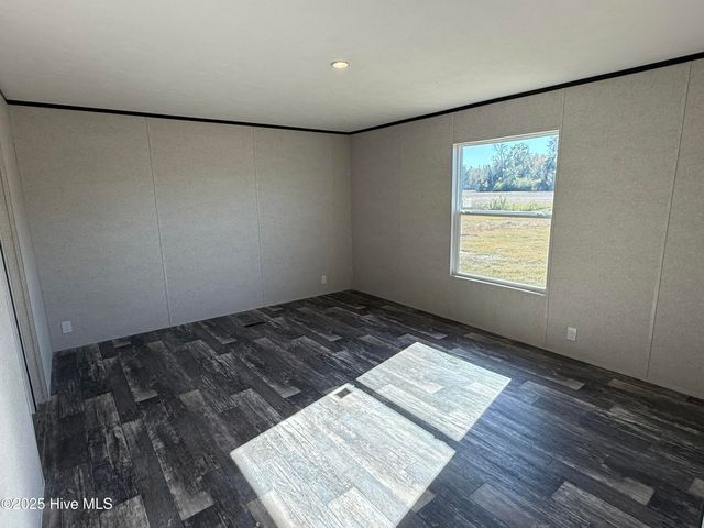 2251 Twisted Hickory Road, Elizabethtown, NC 28337