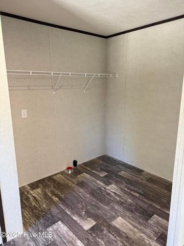 2251 Twisted Hickory Road, Elizabethtown, NC 28337