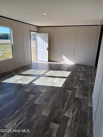 2251 Twisted Hickory Road, Elizabethtown, NC 28337