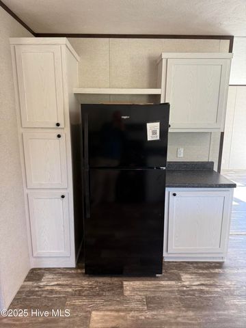 2251 Twisted Hickory Road, Elizabethtown, NC 28337