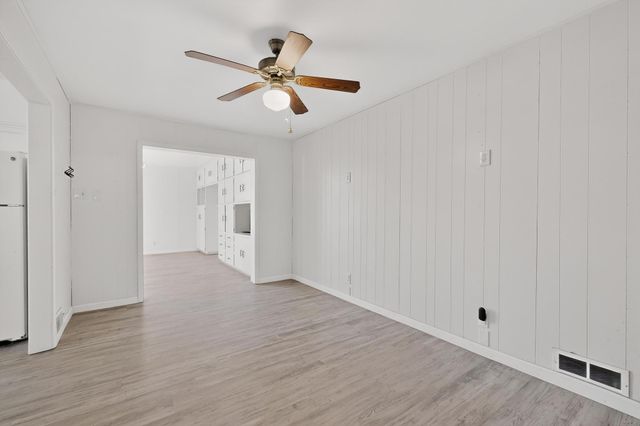 9806 McKnight Avenue NE, Albuquerque, NM 87112