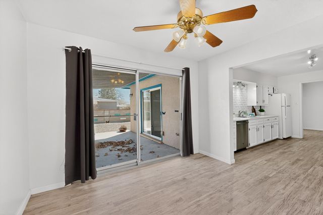 9806 McKnight Avenue NE, Albuquerque, NM 87112