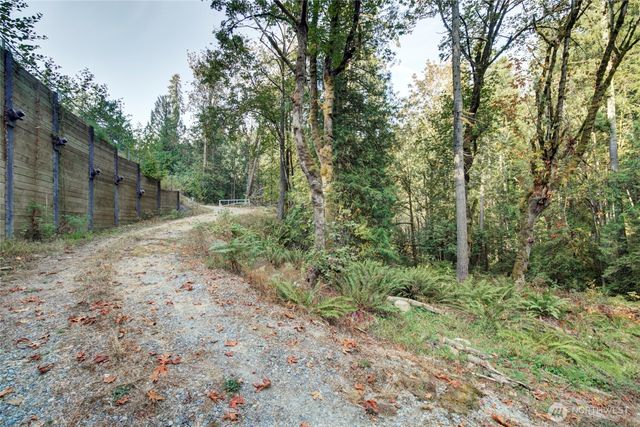 37 XXX SE 212th Way, Sammamish, WA 98075