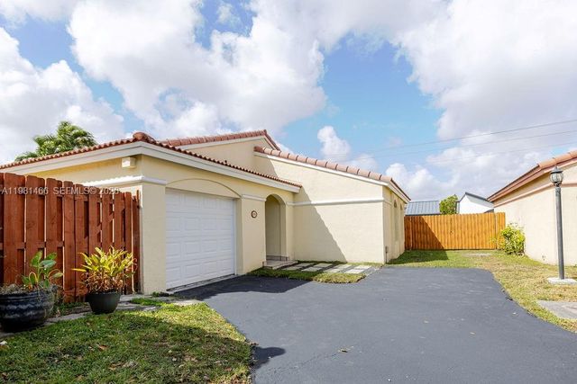 8940 SW 4th Ter, Miami, FL 33174