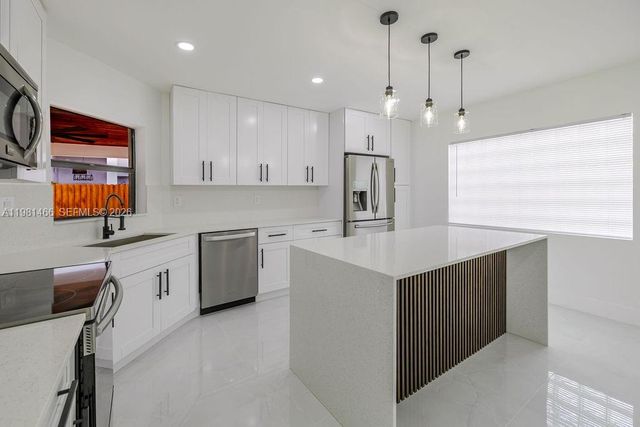 8940 SW 4th Ter, Miami, FL 33174