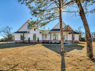 21200 Reserve Circle, Harrah, OK 73045