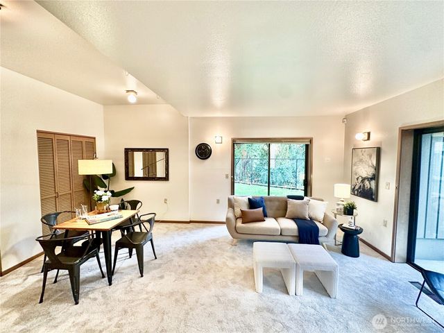 4103 106th Place NE, Kirkland, WA 98033