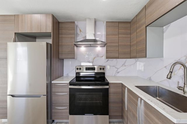 1801 13TH AVENUE S, St Petersburg, FL 33712