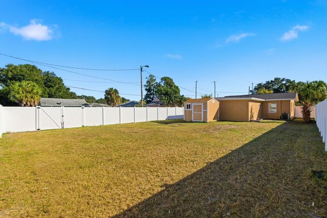 1801 13TH AVENUE S, St Petersburg, FL 33712