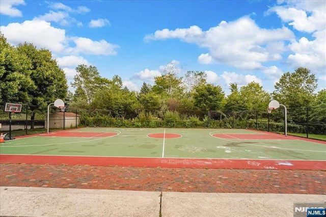 15 Freedom Way 412, Jersey City, NJ 07305