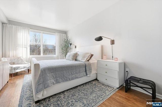 15 Freedom Way 412, Jersey City, NJ 07305