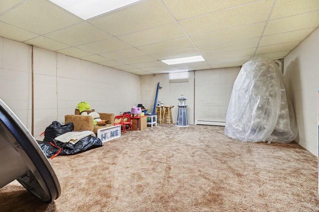 7709 W Q Avenue, Texas Twp, MI 49009