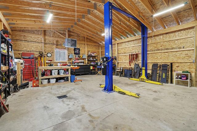 7709 W Q Avenue, Texas Twp, MI 49009