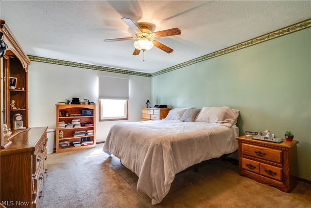 5029 Broadway Avenue NE, Louisville, OH 44641