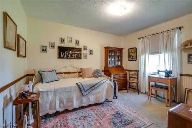 5029 Broadway Avenue NE, Louisville, OH 44641
