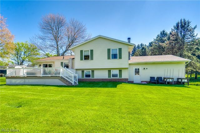5029 Broadway Avenue NE, Louisville, OH 44641