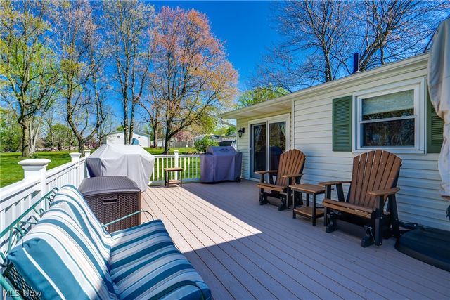 5029 Broadway Avenue NE, Louisville, OH 44641