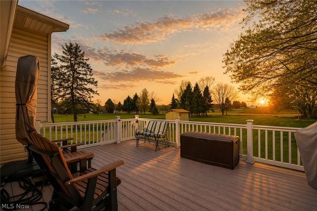 5029 Broadway Avenue NE, Louisville, OH 44641