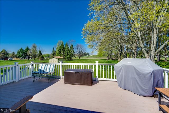 5029 Broadway Avenue NE, Louisville, OH 44641