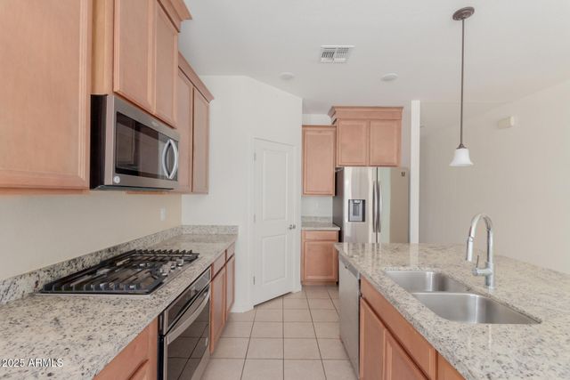 12329 W STATE Avenue, Glendale, AZ 85307