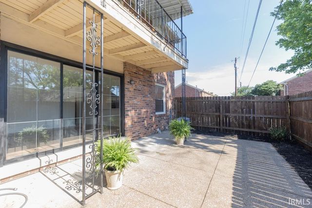 200 Hampton Drive, Evansville, IN 47715