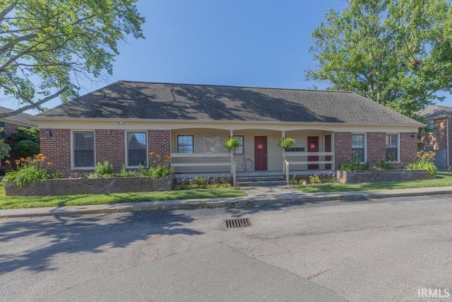 200 Hampton Drive, Evansville, IN 47715