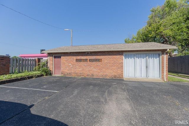 200 Hampton Drive, Evansville, IN 47715