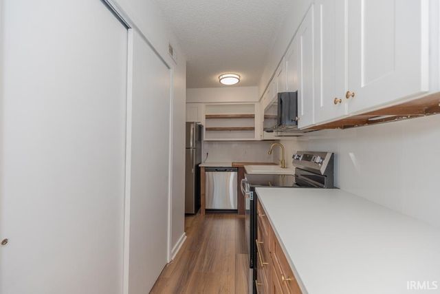 200 Hampton Drive, Evansville, IN 47715