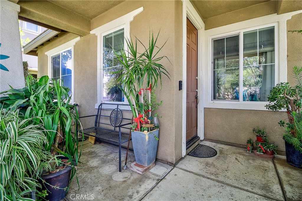 9789 Winterberry Drive, Riverside, CA 92503 — photo 5